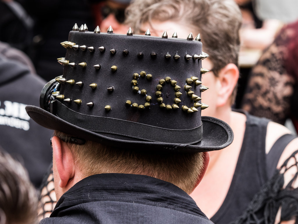 Hilferuf eines Hutmachers