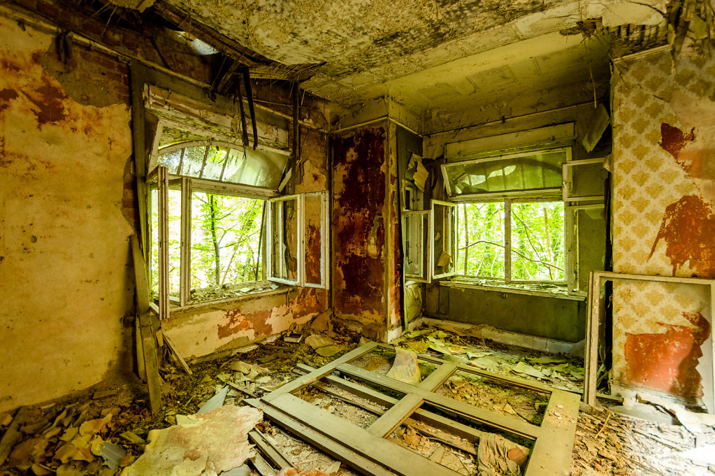 Die Villa zum Roten Salon